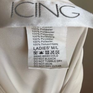 Icing Intimates & Sleepwear - Icing Bride Robe NWOT Icing Intimates & Sleepwear - Icing Bride Robe NWOT